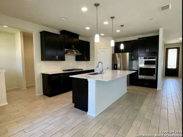 Image 2 of 7 For 330 Aberdeen