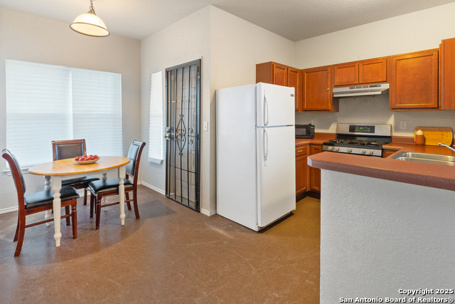 Image 5 of 10 For 602 Chihuahua St