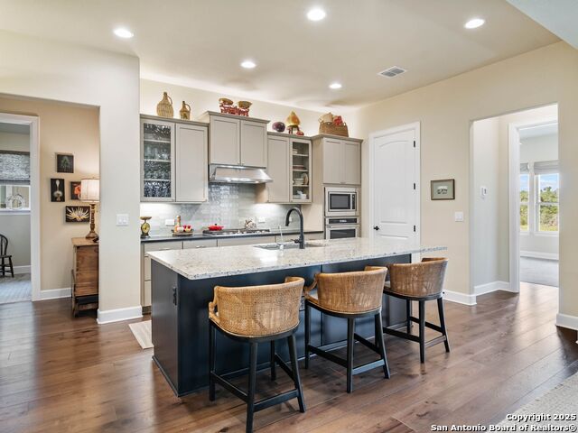 Listing photo id 14 for 121 Wild Honeysuckle Way