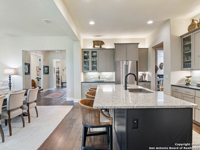 Listing photo id 16 for 121 Wild Honeysuckle Way