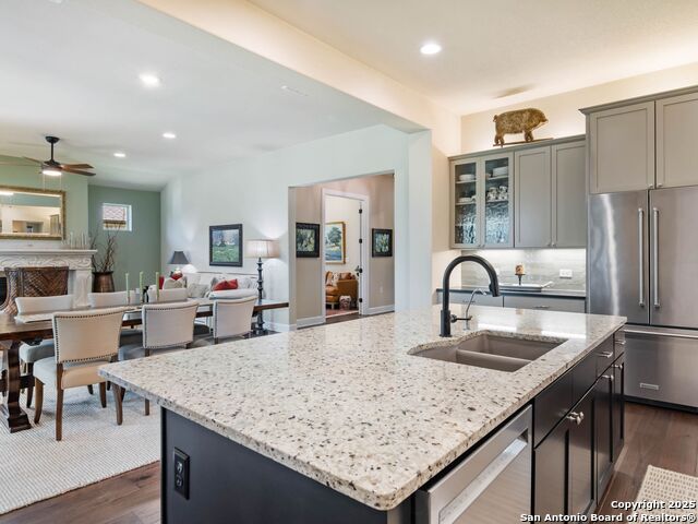 Listing photo id 17 for 121 Wild Honeysuckle Way