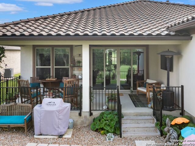 Listing photo id 31 for 121 Wild Honeysuckle Way