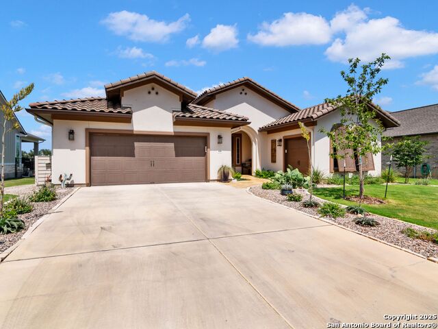 Listing photo id 5 for 121 Wild Honeysuckle Way