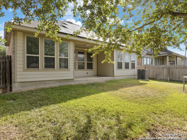 Image 28 of 39 For 209 Fernwood