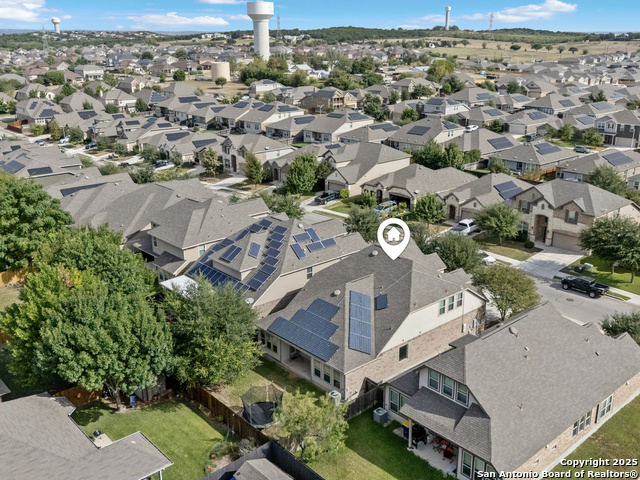 Image 33 of 39 For 209 Fernwood