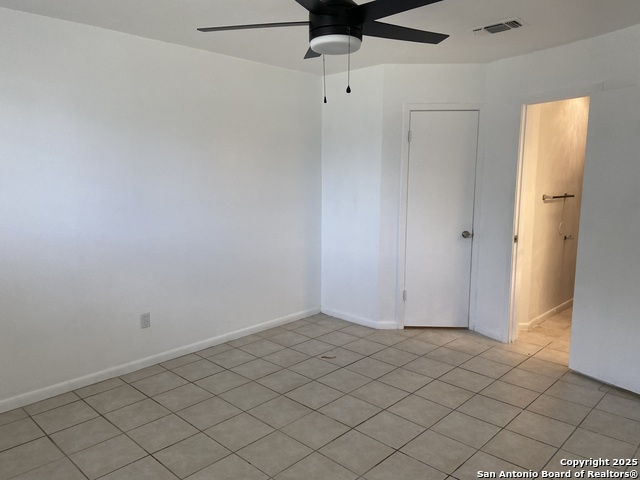 Image 16 of 30 For 1301 Greenlawn  B