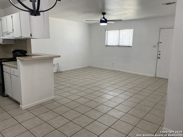 Image 5 of 30 For 1301 Greenlawn  B