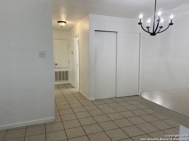 Image 8 of 30 For 1301 Greenlawn  B
