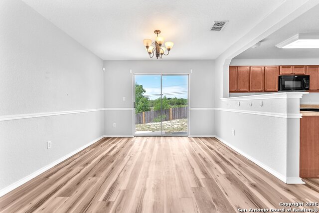 Image 11 of 38 For 3619 Bisley  