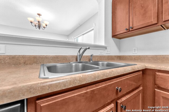 Image 14 of 38 For 3619 Bisley  