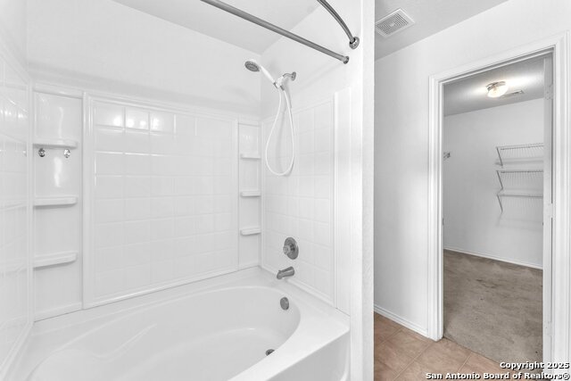 Image 29 of 38 For 3619 Bisley  