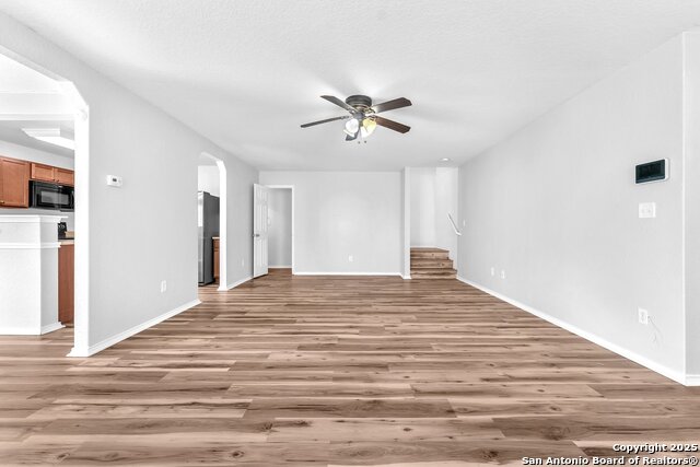 Image 9 of 38 For 3619 Bisley  