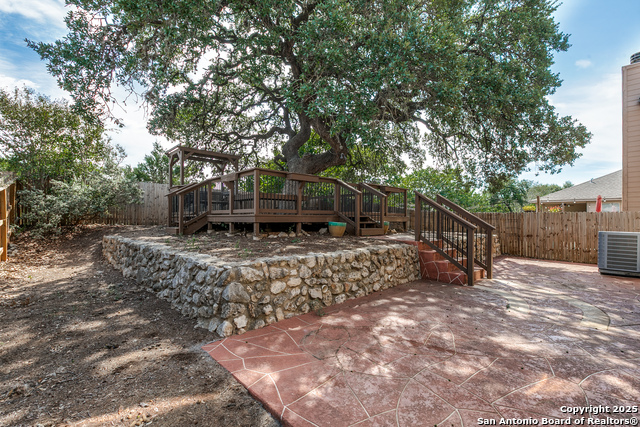 Image 24 of 25 For 25802 Presidio Aly