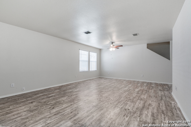 Image 5 of 25 For 25802 Presidio Aly