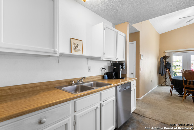 Image 13 of 31 For 8015 Big Bend