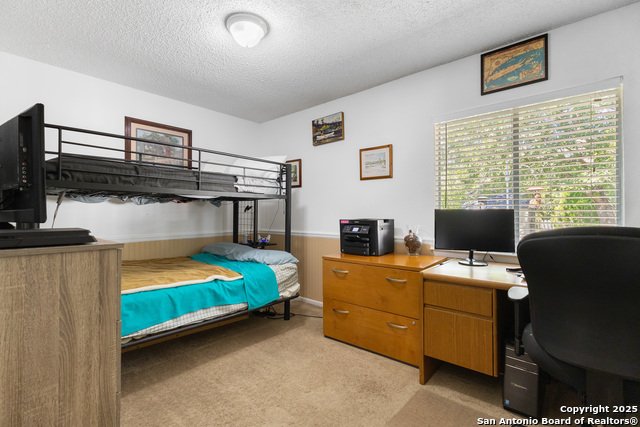 Image 20 of 31 For 8015 Big Bend