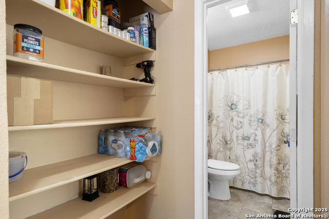 Image 21 of 31 For 8015 Big Bend