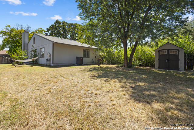 Image 28 of 31 For 8015 Big Bend