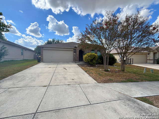 Image 2 of 15 For 5556 Columbia Dr