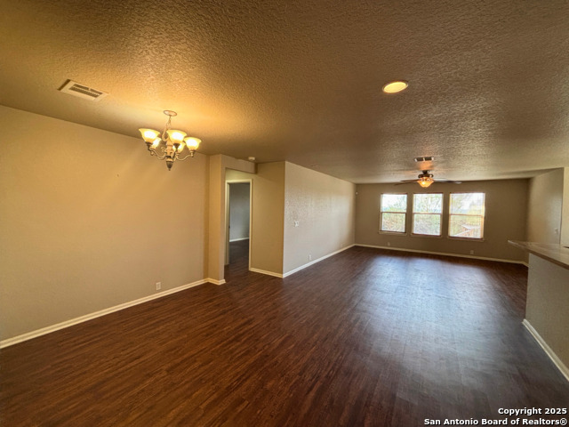 Image 3 of 15 For 5556 Columbia Dr