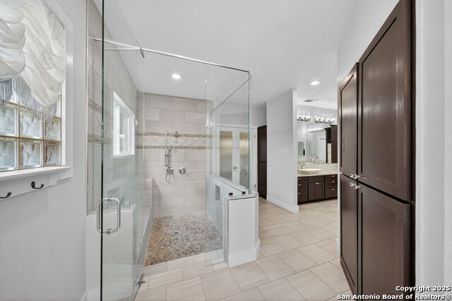 Listing photo id 17 for 8227 Rocking Horse