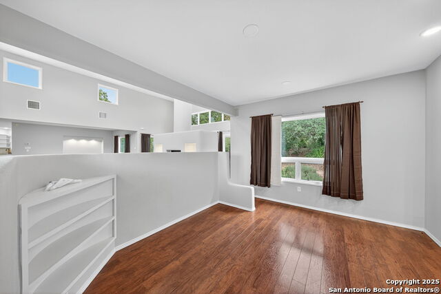 Listing photo id 21 for 8227 Rocking Horse