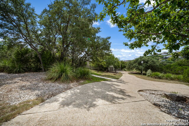 Listing photo id 1 for 8227 Rocking Horse