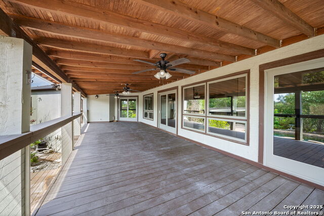 Listing photo id 35 for 8227 Rocking Horse