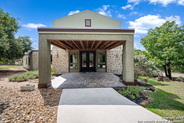 Listing photo id 2 for 8227 Rocking Horse