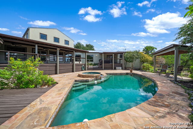 Listing photo id 40 for 8227 Rocking Horse