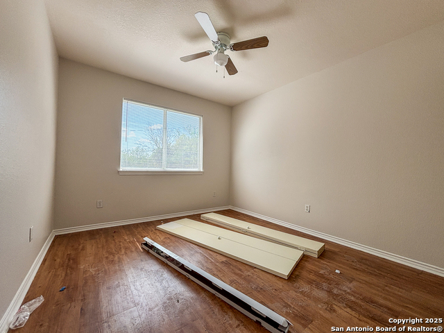 Image 12 of 19 For 105 Long Lane