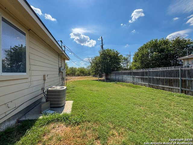 Image 13 of 19 For 105 Long Lane