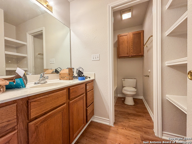 Image 7 of 19 For 105 Long Lane