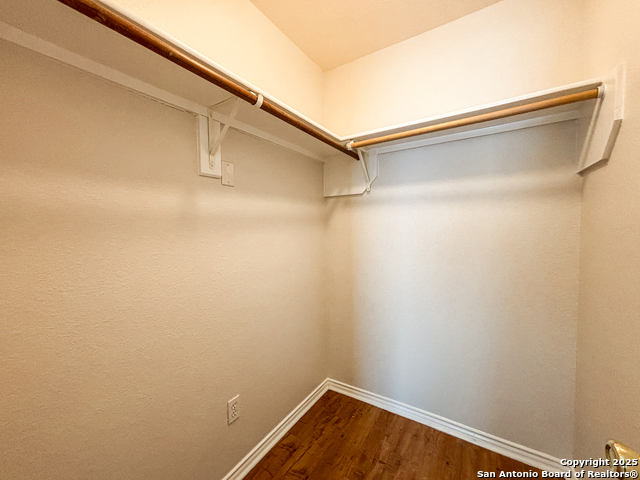 Image 9 of 19 For 105 Long Lane