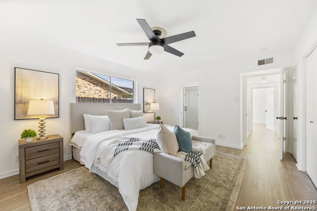 Image 10 of 27 For 242 Yosemite