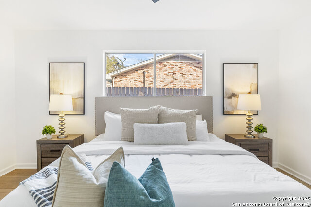 Image 11 of 27 For 242 Yosemite