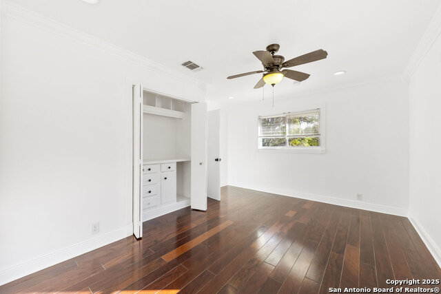 Image 22 of 27 For 242 Yosemite