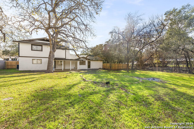 Image 24 of 27 For 242 Yosemite