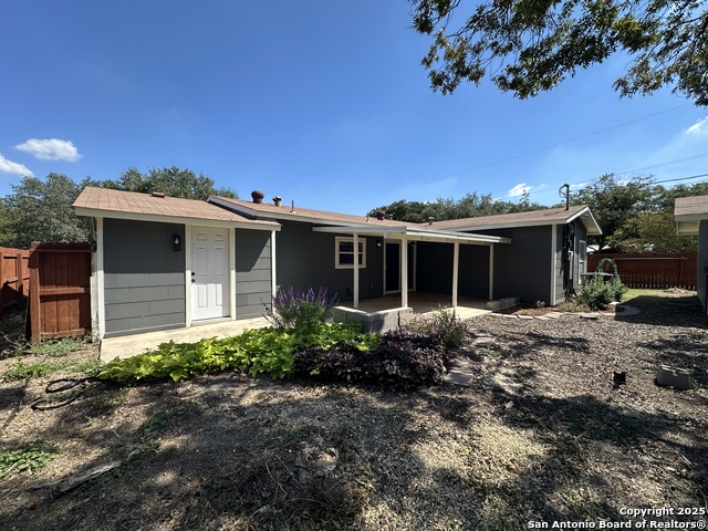 Image 13 of 13 For 2902 Shady Springs Dr