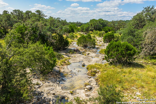 Listing photo id 11 for 12995 Hackberry