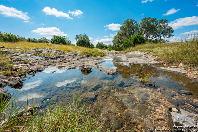 Listing photo id 16 for 12995 Hackberry