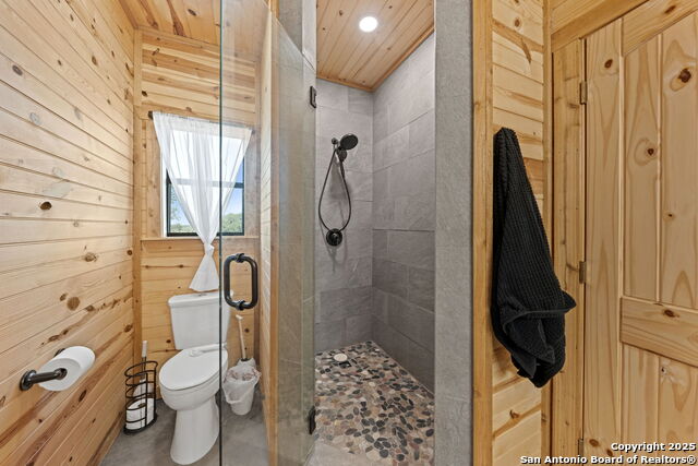 Listing photo id 33 for 12995 Hackberry