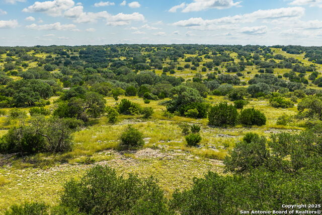 Listing photo id 37 for 12995 Hackberry