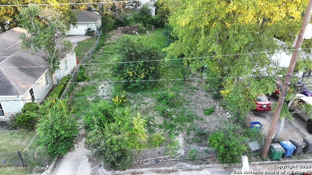 Listing photo id 1 for 1318 Essex