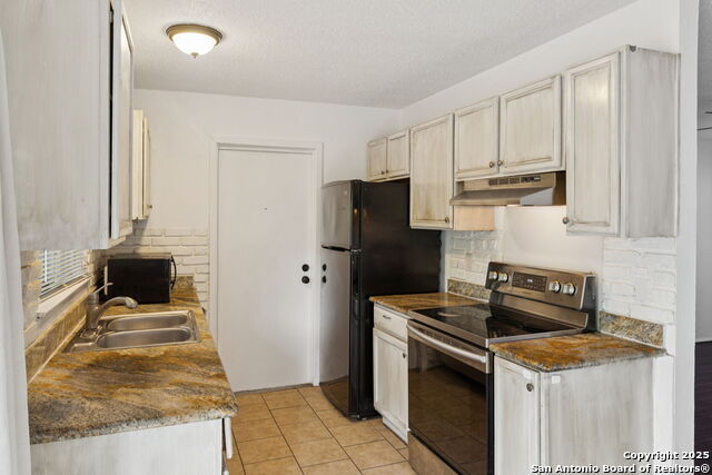 Listing photo id 7 for 8110 Whistler