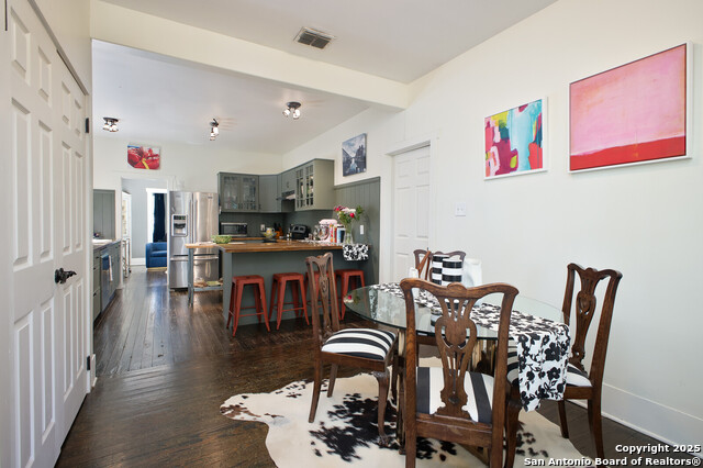 Image 18 of 39 For 636 Hollywood Ave. W