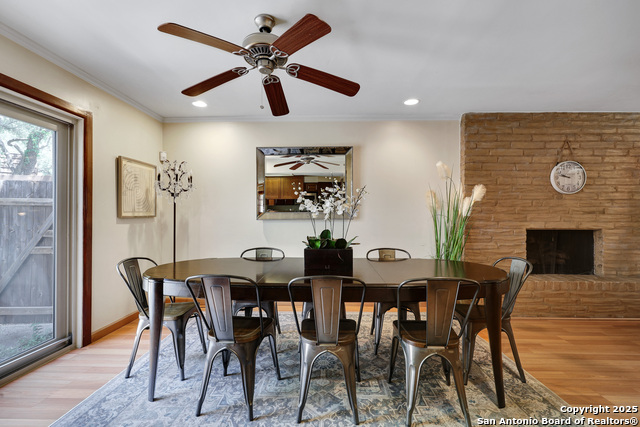 Image 13 of 29 For 8715 Starcrest 19