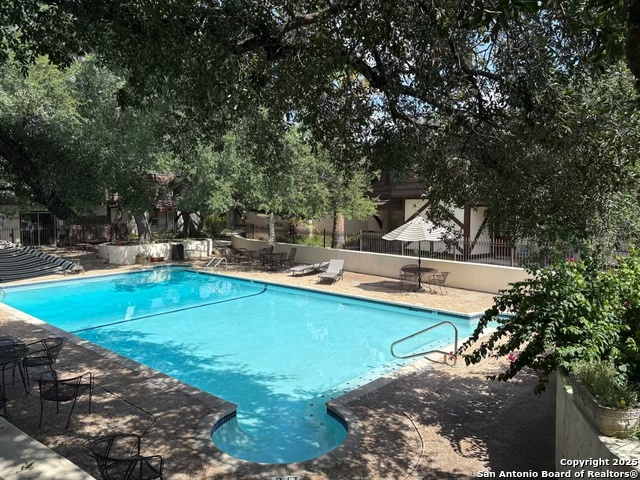 Image 24 of 29 For 8715 Starcrest 19