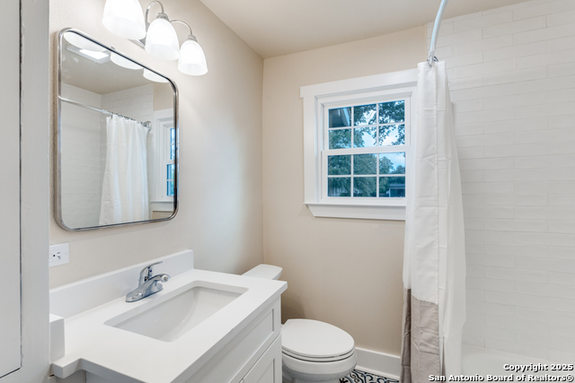 Image 9 of 15 For 310 Brees