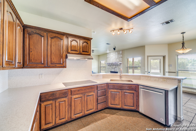Image 11 of 29 For 811 Stirrup Dr